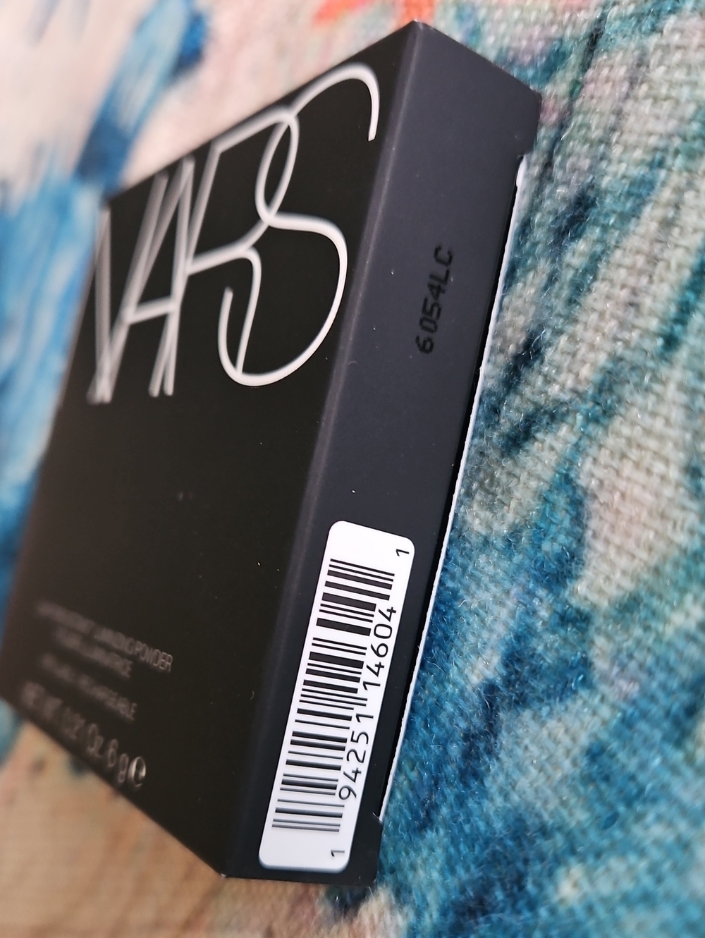 NARS Light Reflecting Luminizing Powder Euros - Picture 9 of 12